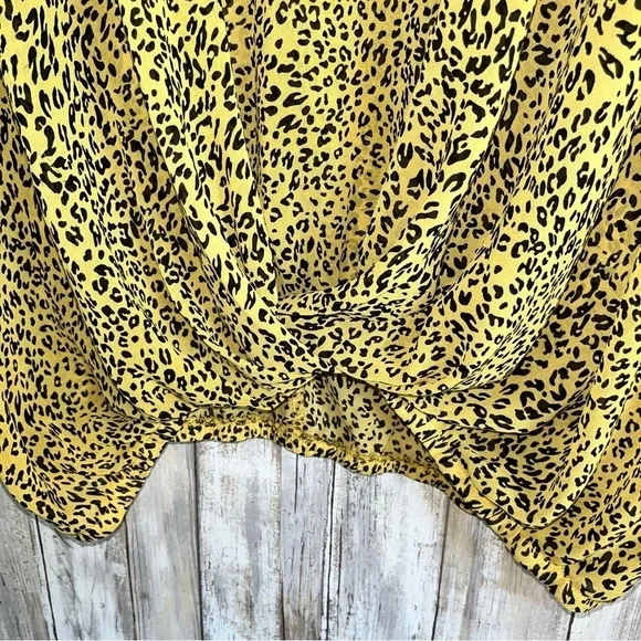 Umgee Yellow Animal Print Blouse - Picture 2 of 5